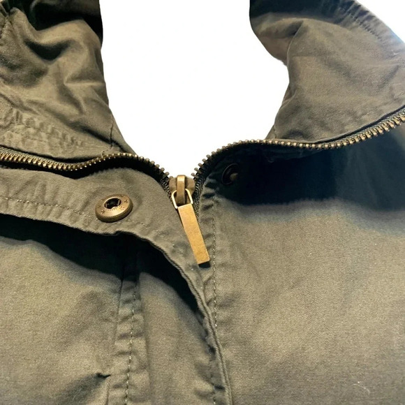 Yoki New York women's medium military green jacket with soft faux fur - Picture 5 of 8